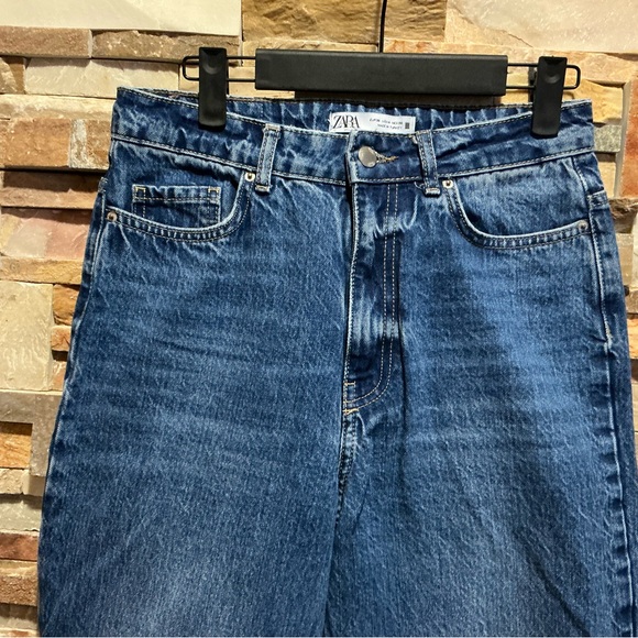 Zara High Rise Jeans - Picture 4 of 5